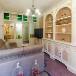 Daire 1 Bedroom Lovely In *