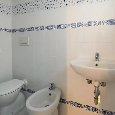 Apartamento 1 Bedroom Lovely In *
