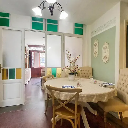 1 Bedroom Lovely In Βιαρέτζιο